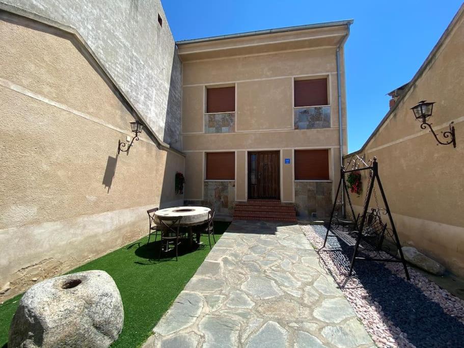 Casa Gonzalez Villa Mozoncillo Екстериор снимка